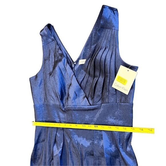 Calvin Klein Women's Grey Taffeta Empire Waist Pleated Dress - Picture 4 of 7